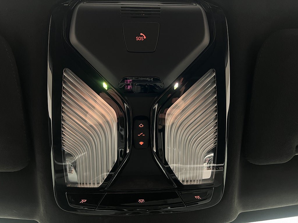 Vehicle Image 37