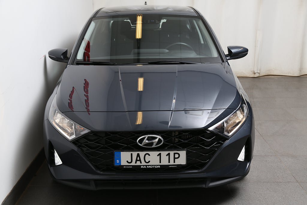 Vehicle Image 7