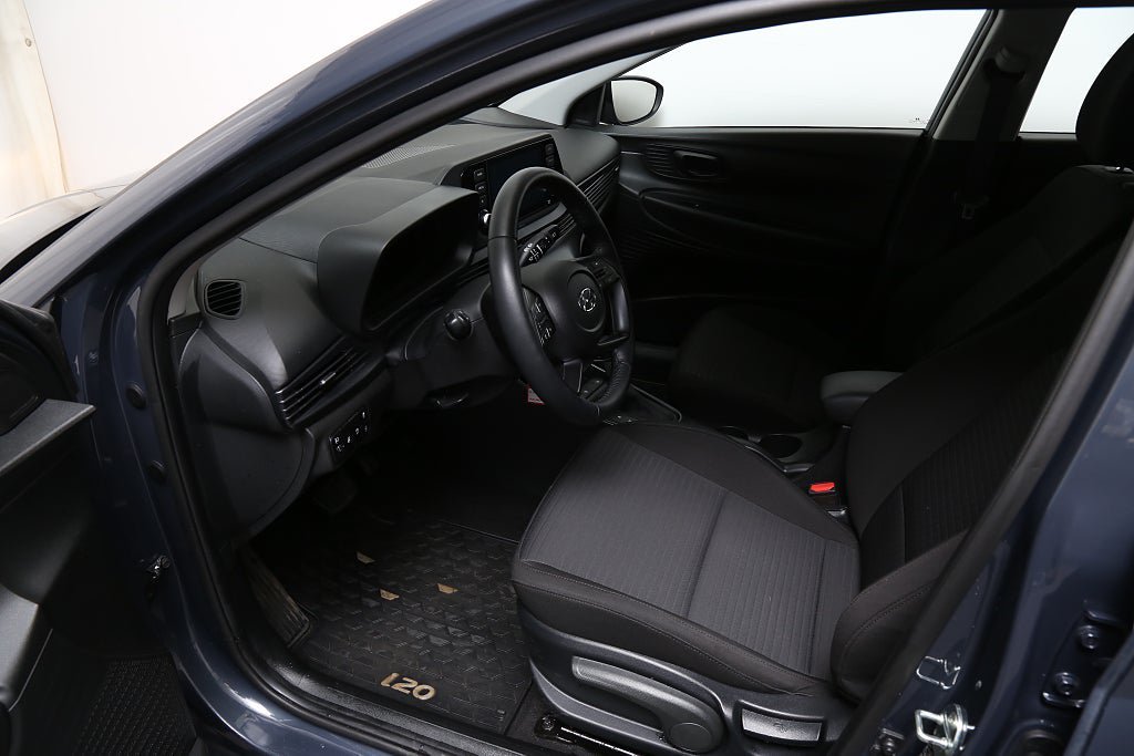 Vehicle Image 18