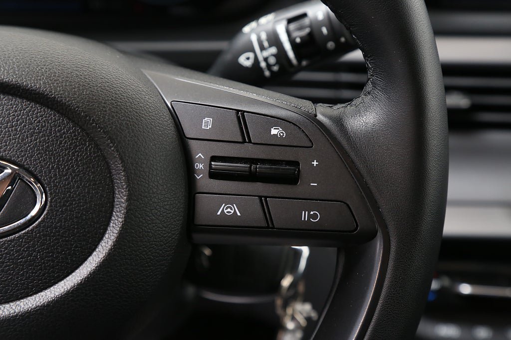 Vehicle Image 26