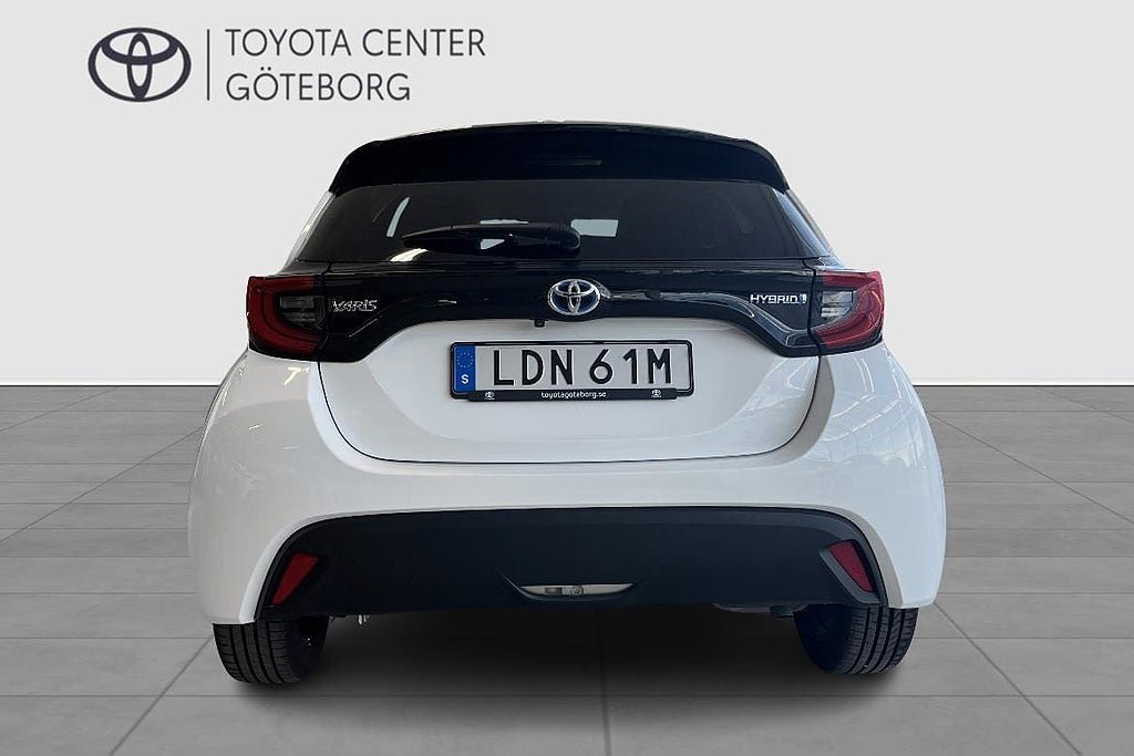 Vehicle Image 7