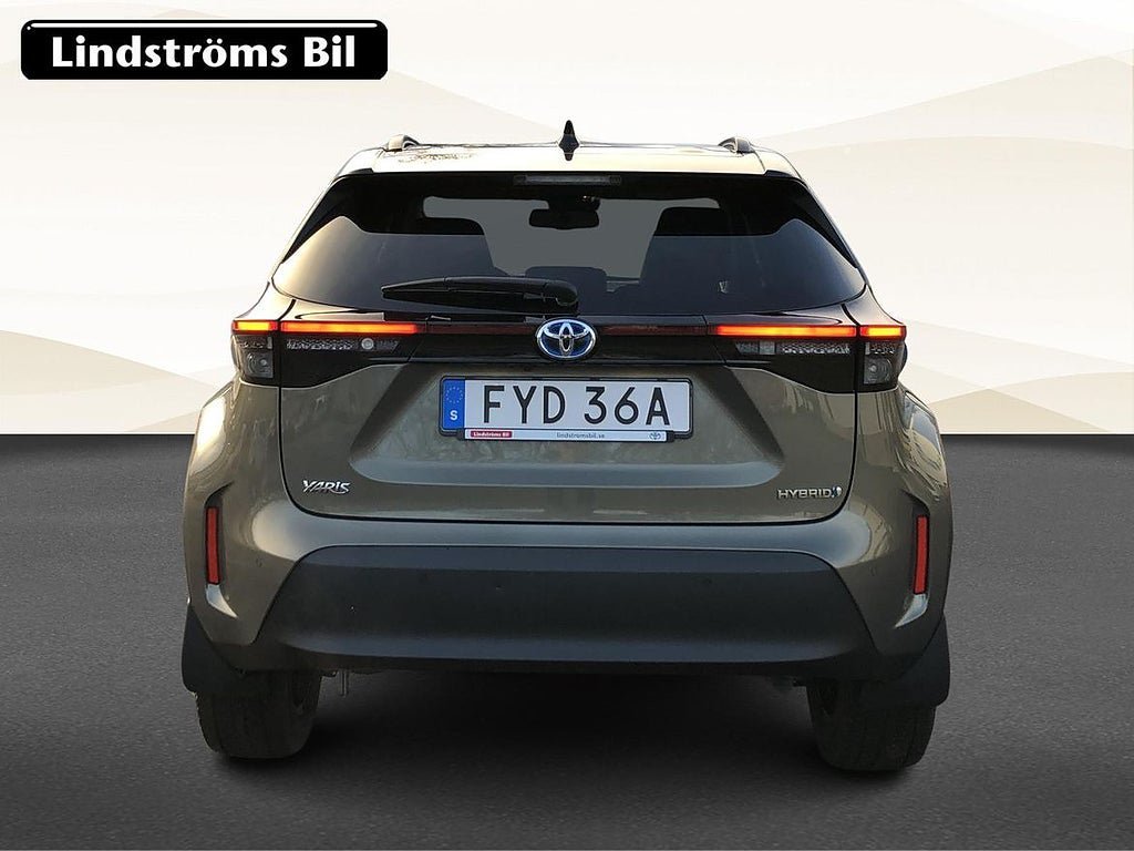 Vehicle Image 8
