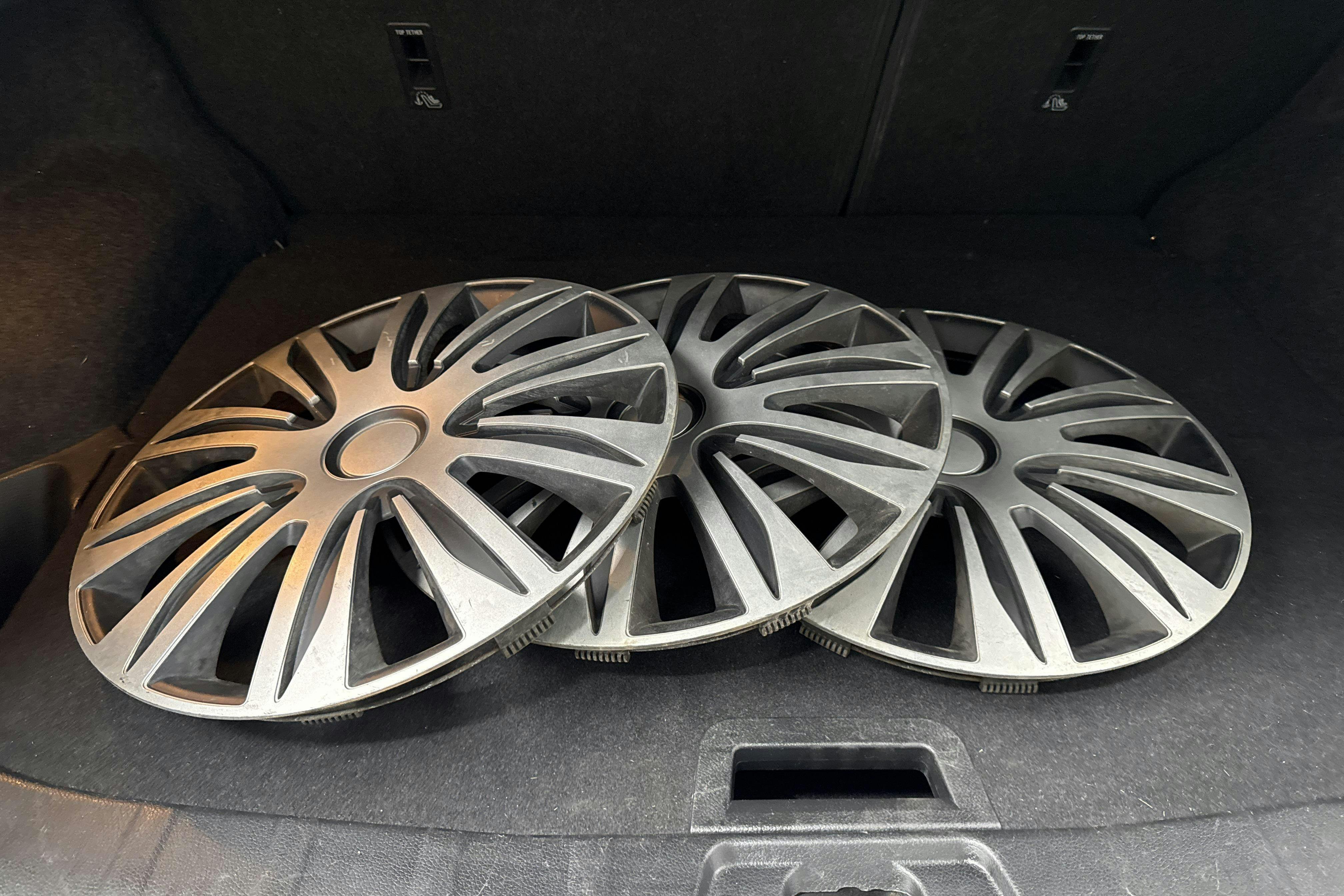 Vehicle Image 18