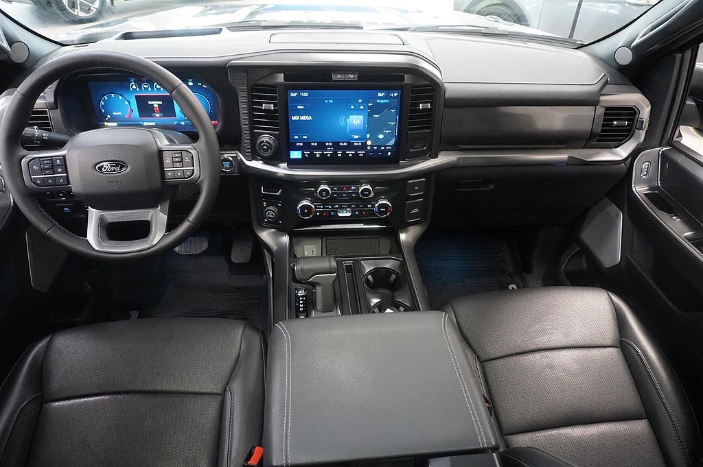 Vehicle Image 7