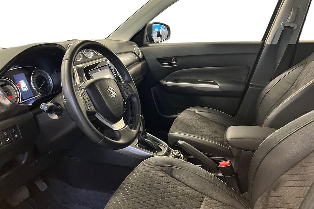 Vehicle Image 14