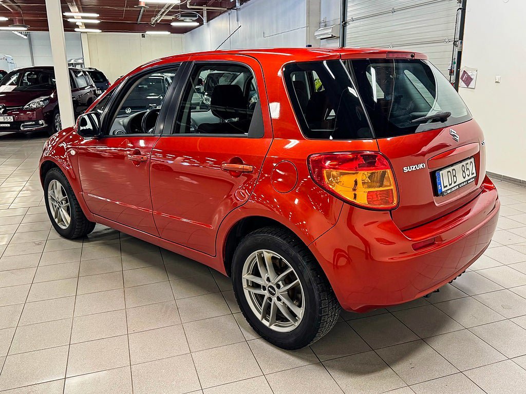 Vehicle Image 7