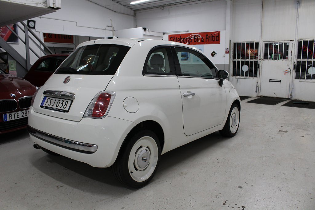 Vehicle Image 6
