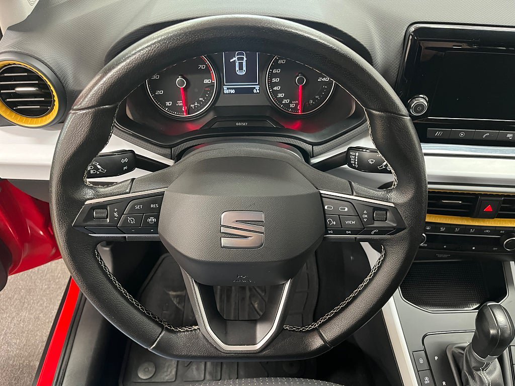 Vehicle Image 16