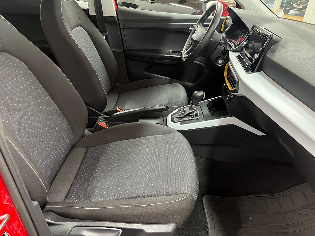 Vehicle Image 21