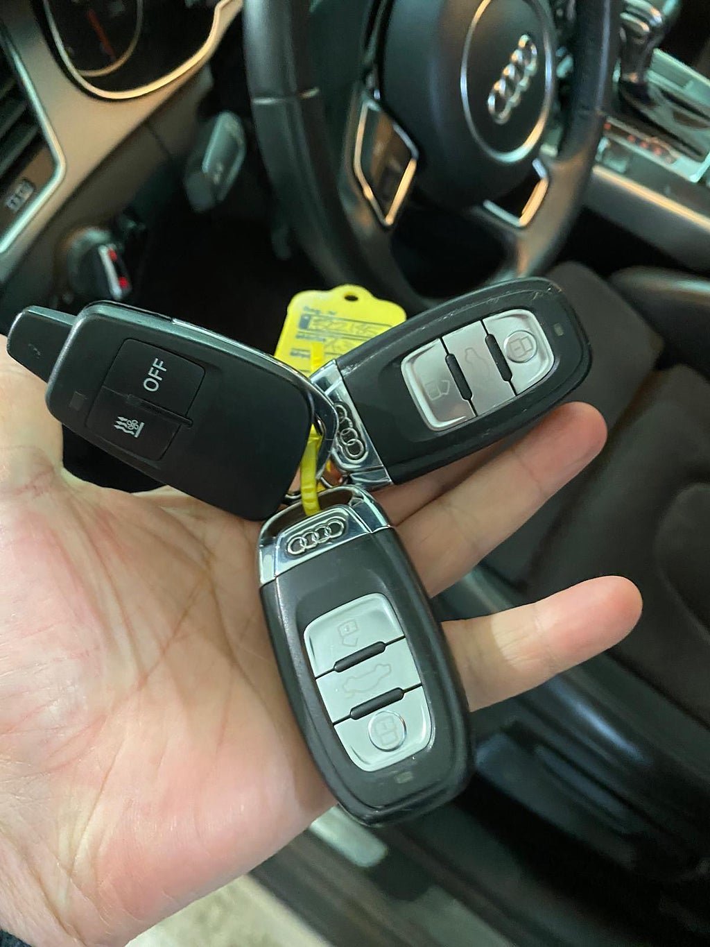 Vehicle Image 17