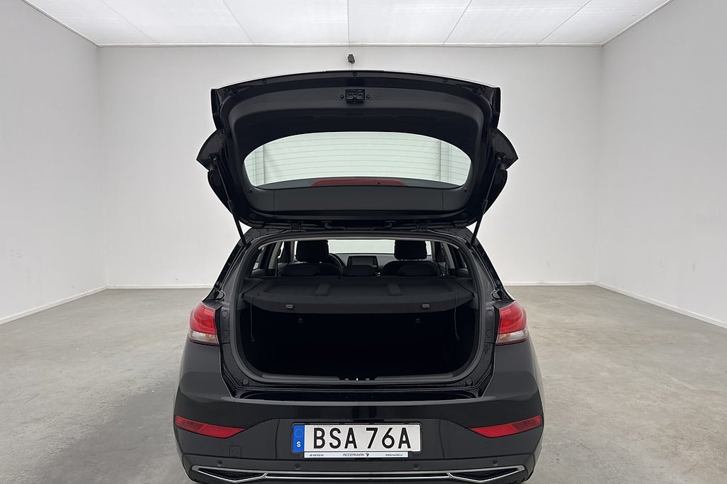 Vehicle Image 27