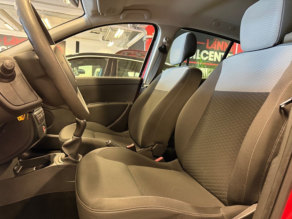 Vehicle Image 18
