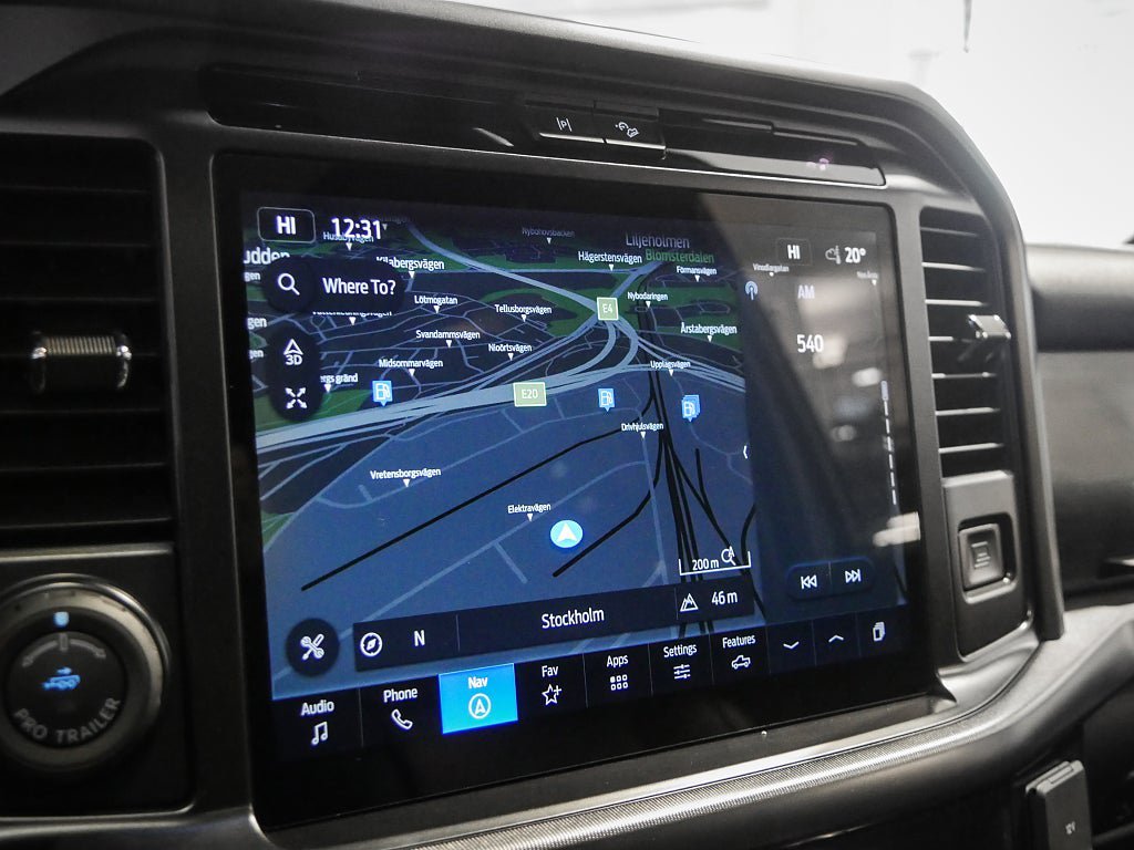 Vehicle Image 12