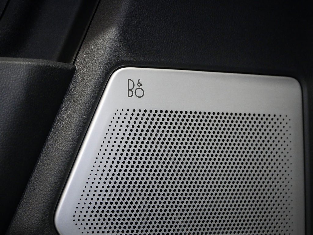 Vehicle Image 23
