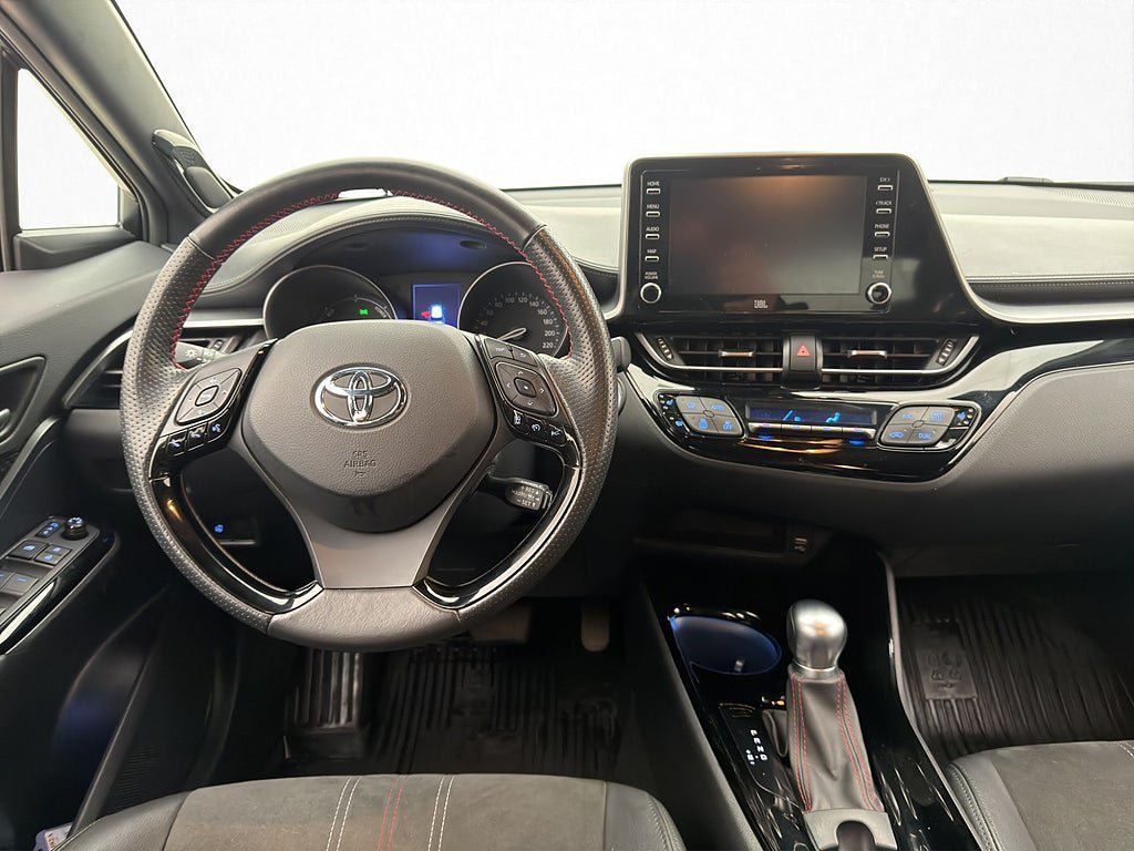 Vehicle Image 10