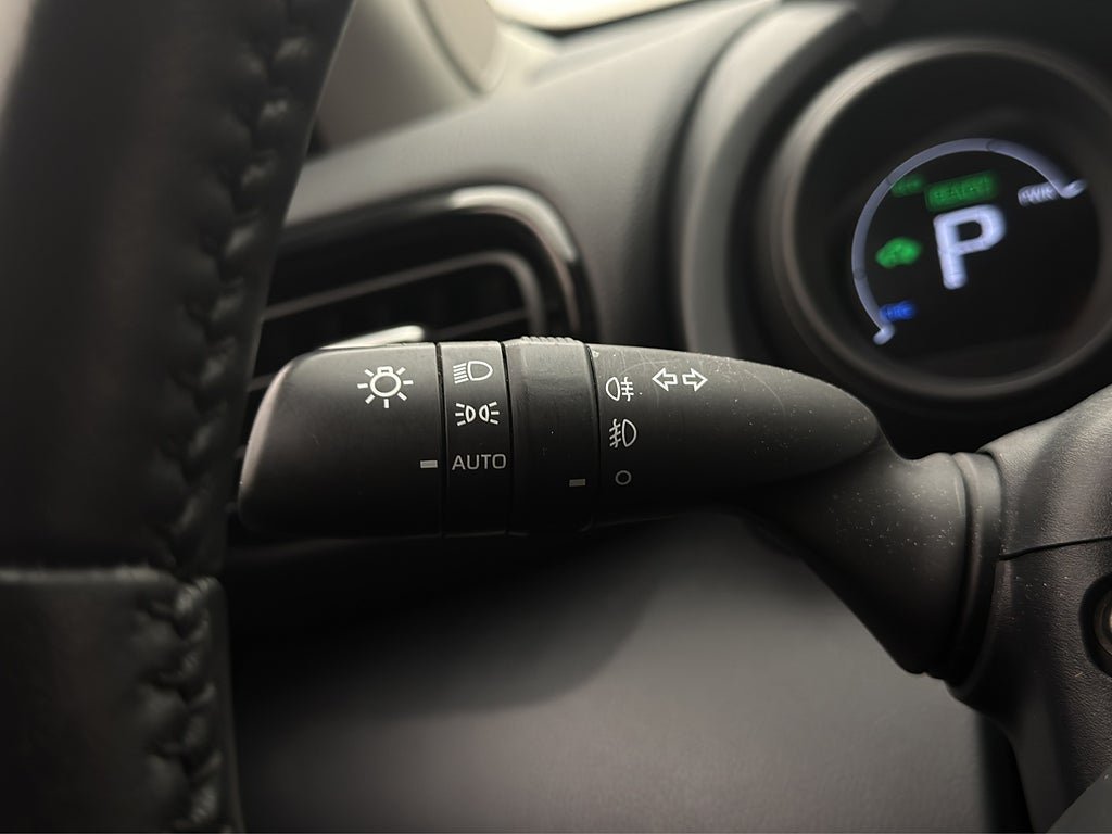 Vehicle Image 18