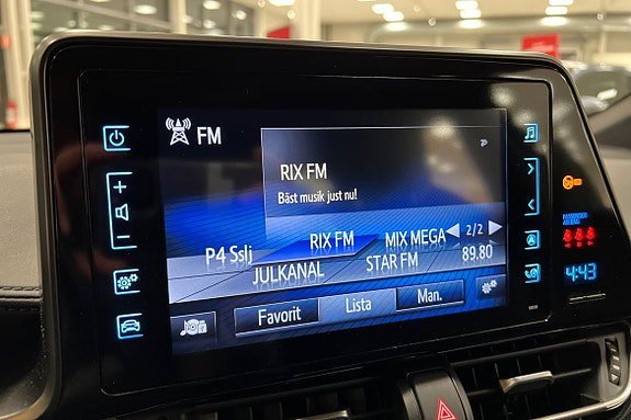 Vehicle Image 15