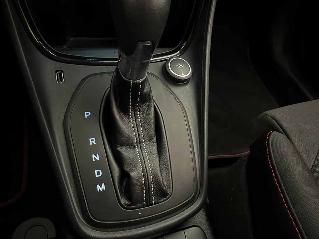 Vehicle Image 23