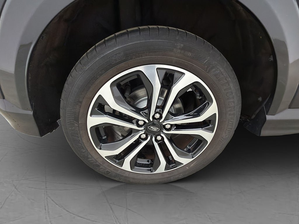 Vehicle Image 31
