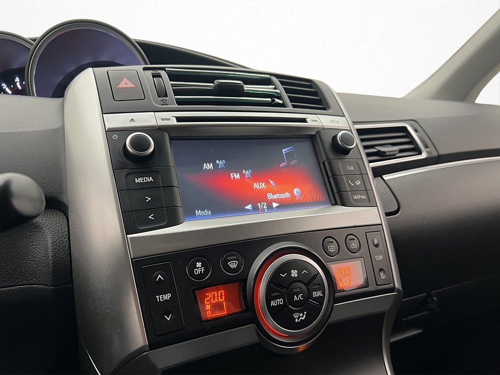 Vehicle Image 19