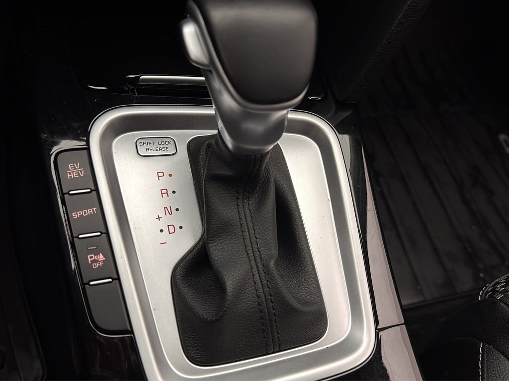 Vehicle Image 23