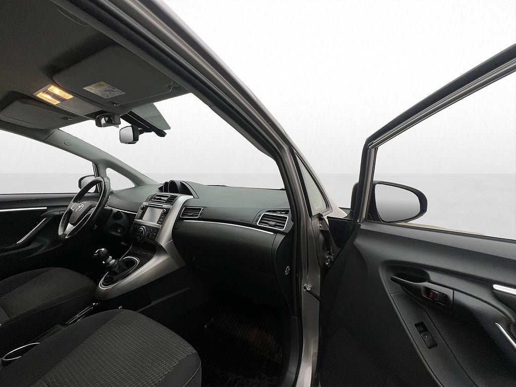 Vehicle Image 21