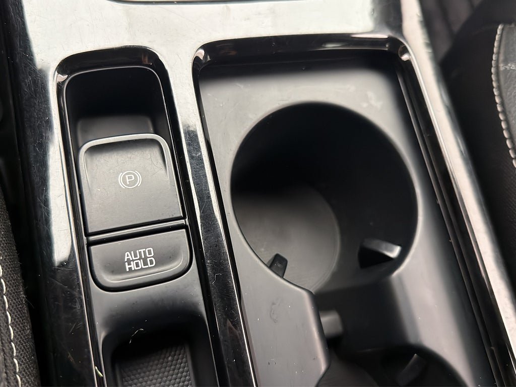 Vehicle Image 24