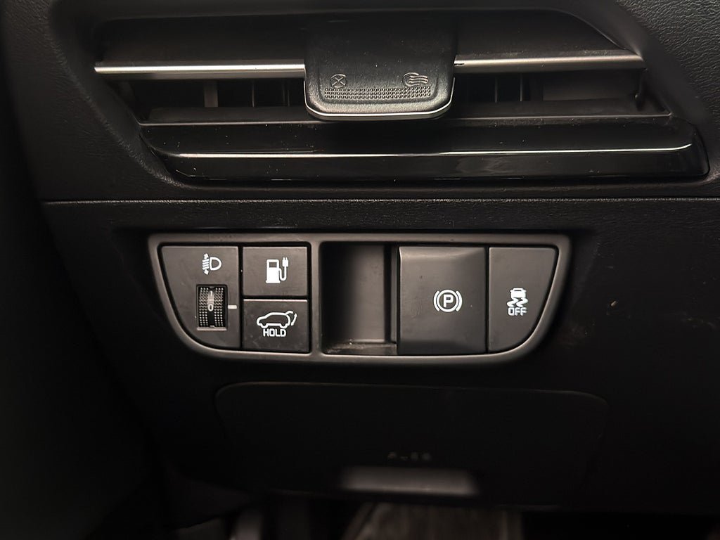 Vehicle Image 28