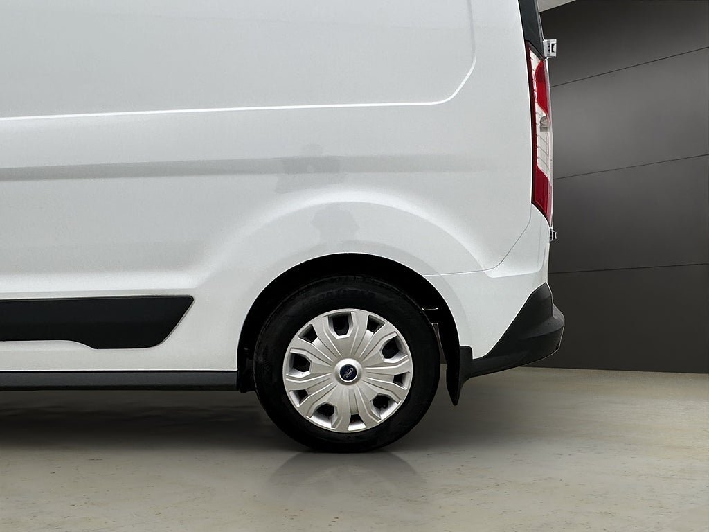 Vehicle Image 31