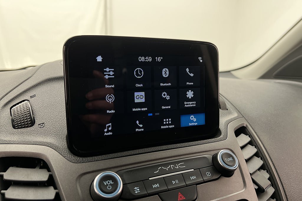 Vehicle Image 21