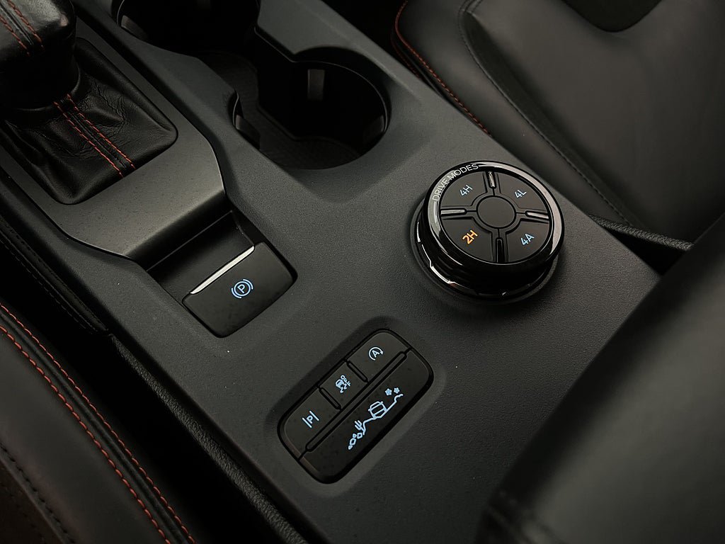 Vehicle Image 24