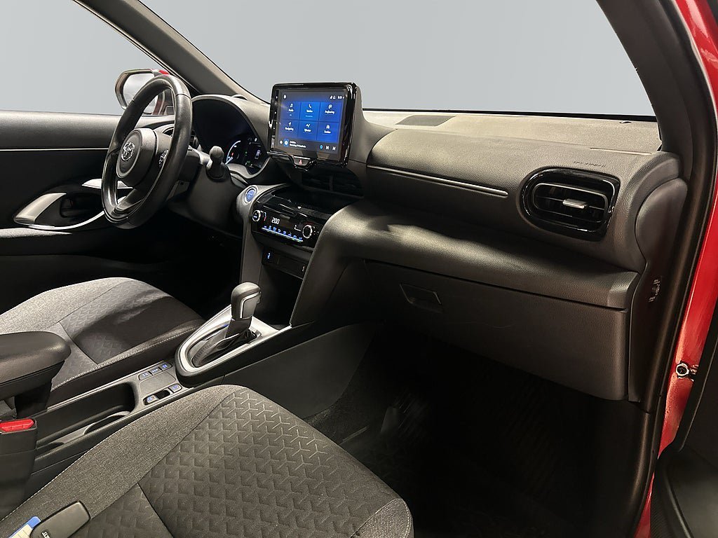 Vehicle Image 6