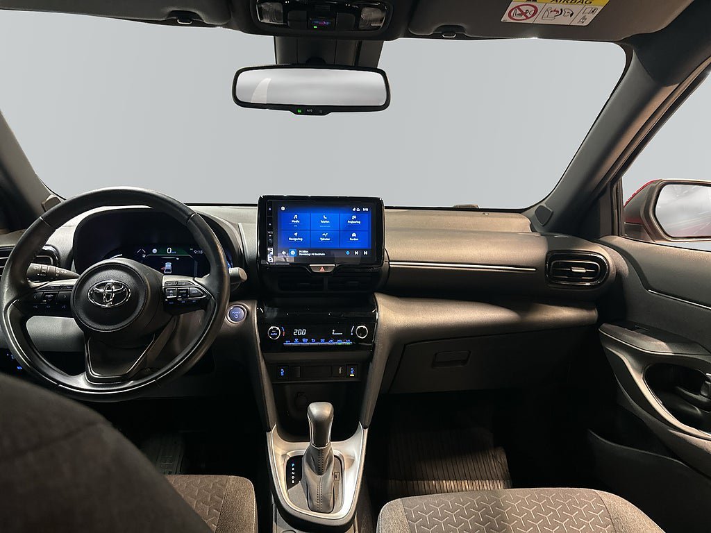 Vehicle Image 8