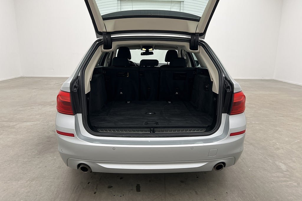 Vehicle Image 33