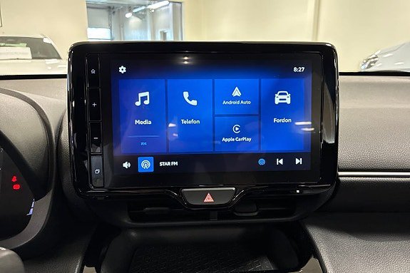 Vehicle Image 13