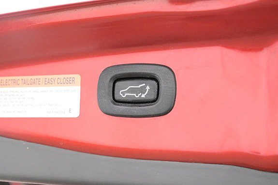 Vehicle Image 24
