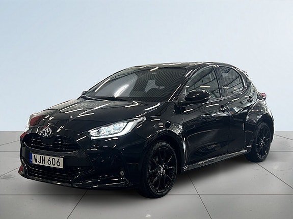 Vehicle Image 16