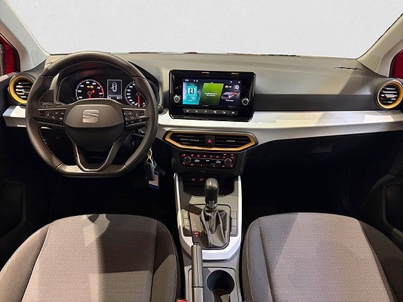 Vehicle Image 8