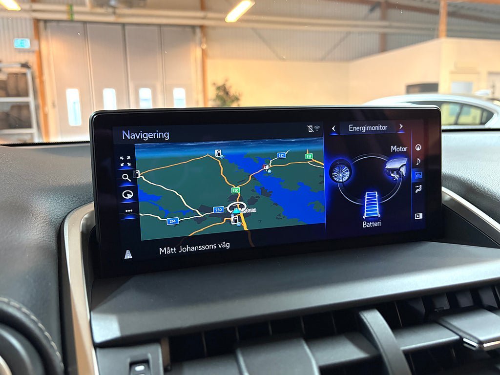Vehicle Image 22