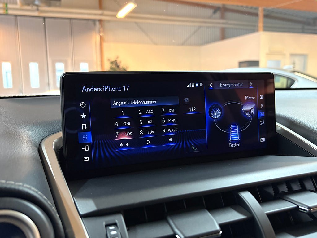 Vehicle Image 23