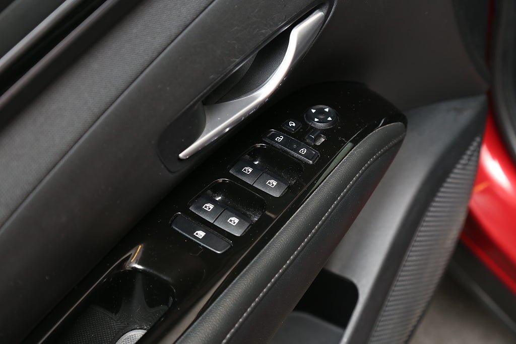 Vehicle Image 18