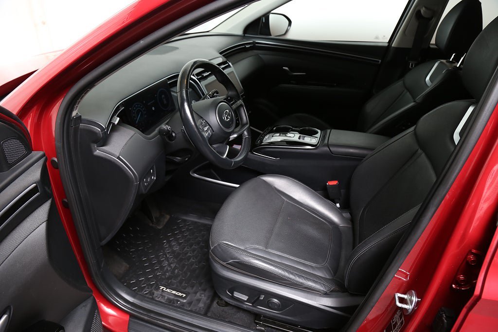 Vehicle Image 21