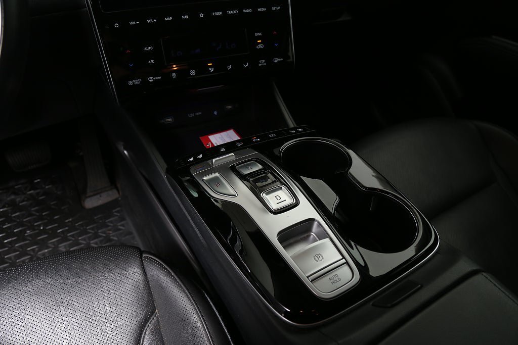 Vehicle Image 22