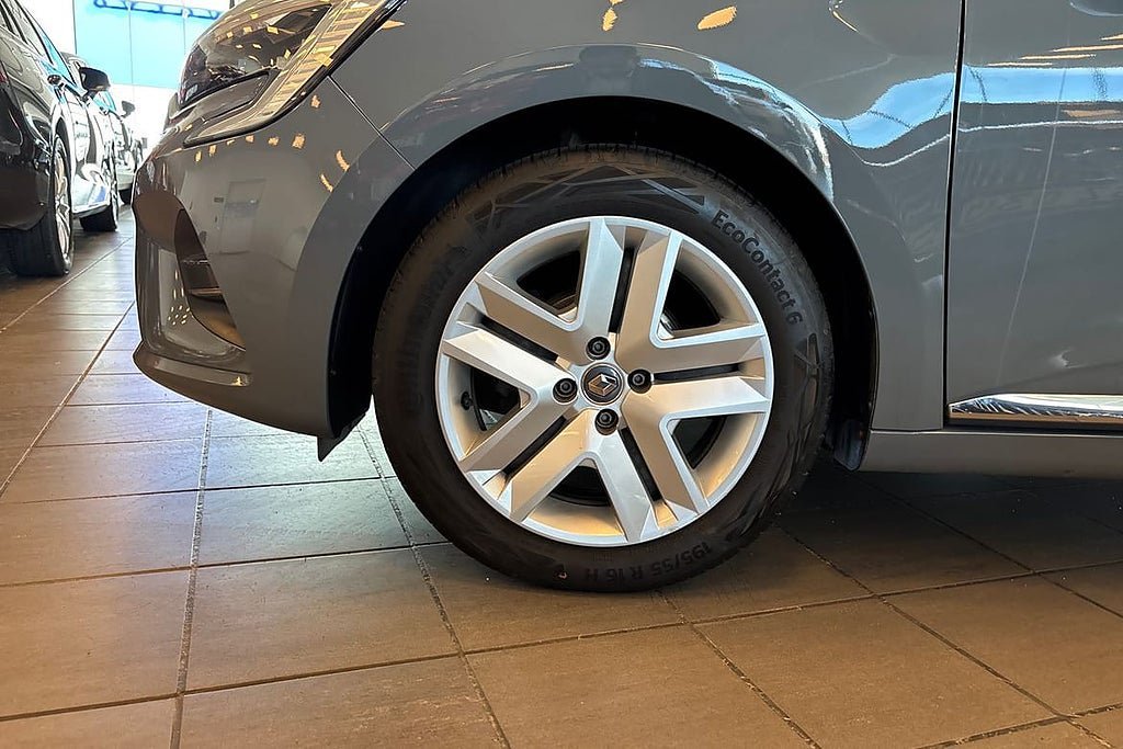 Vehicle Image 17