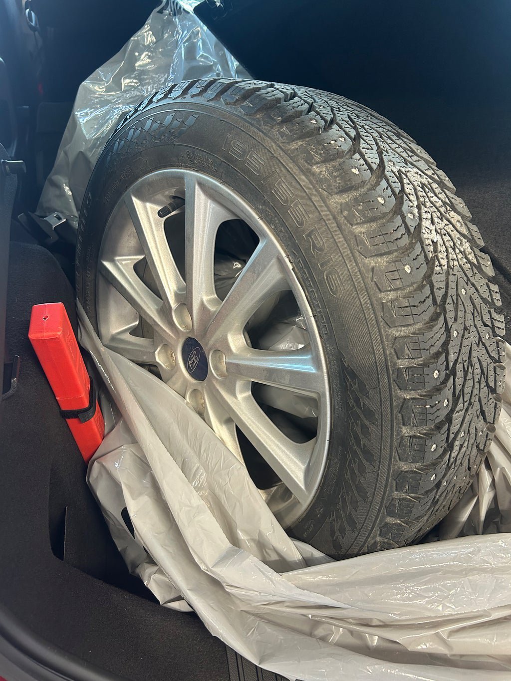 Vehicle Image 8