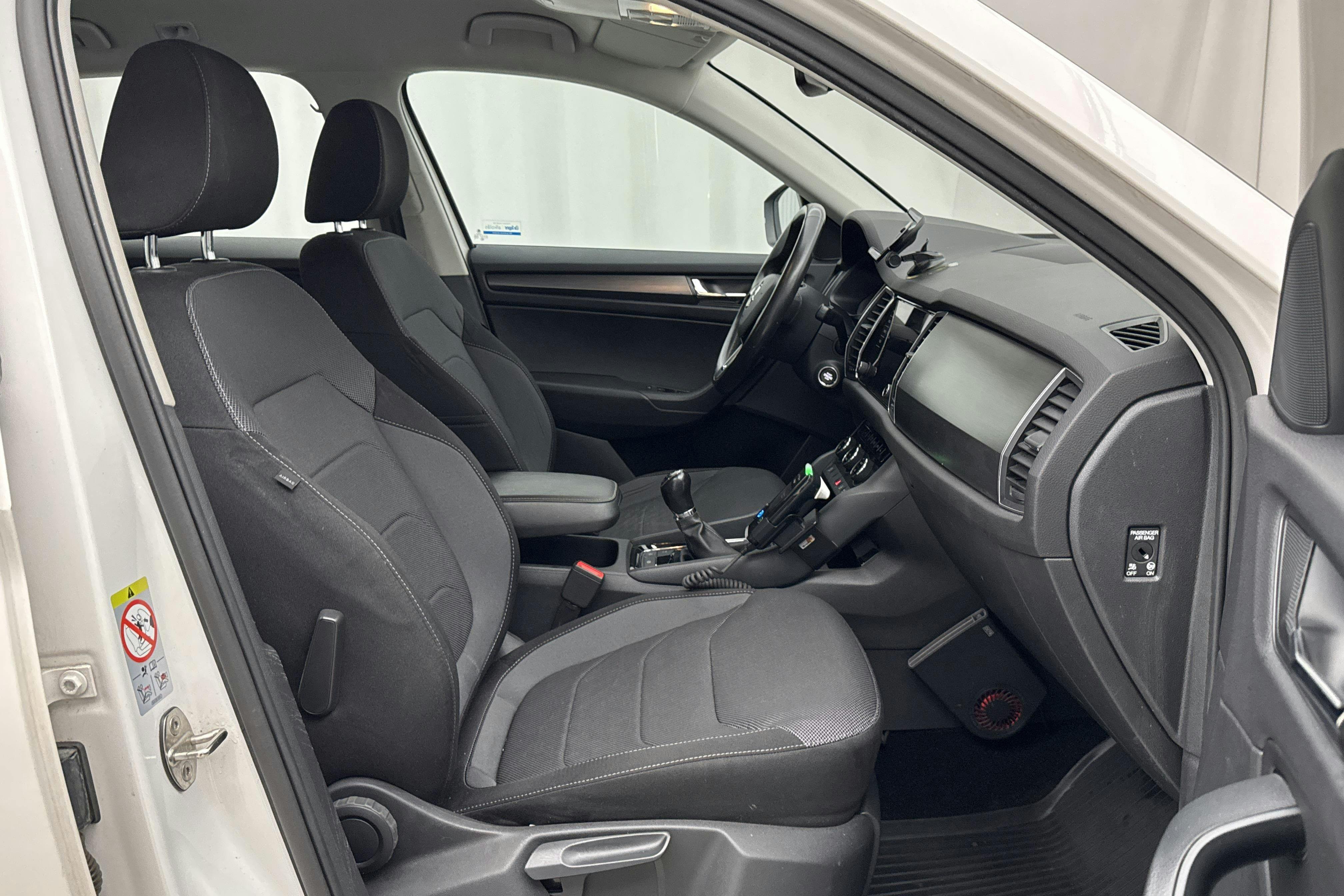 Vehicle Image 7