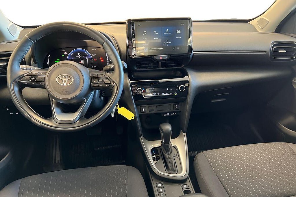 Vehicle Image 10
