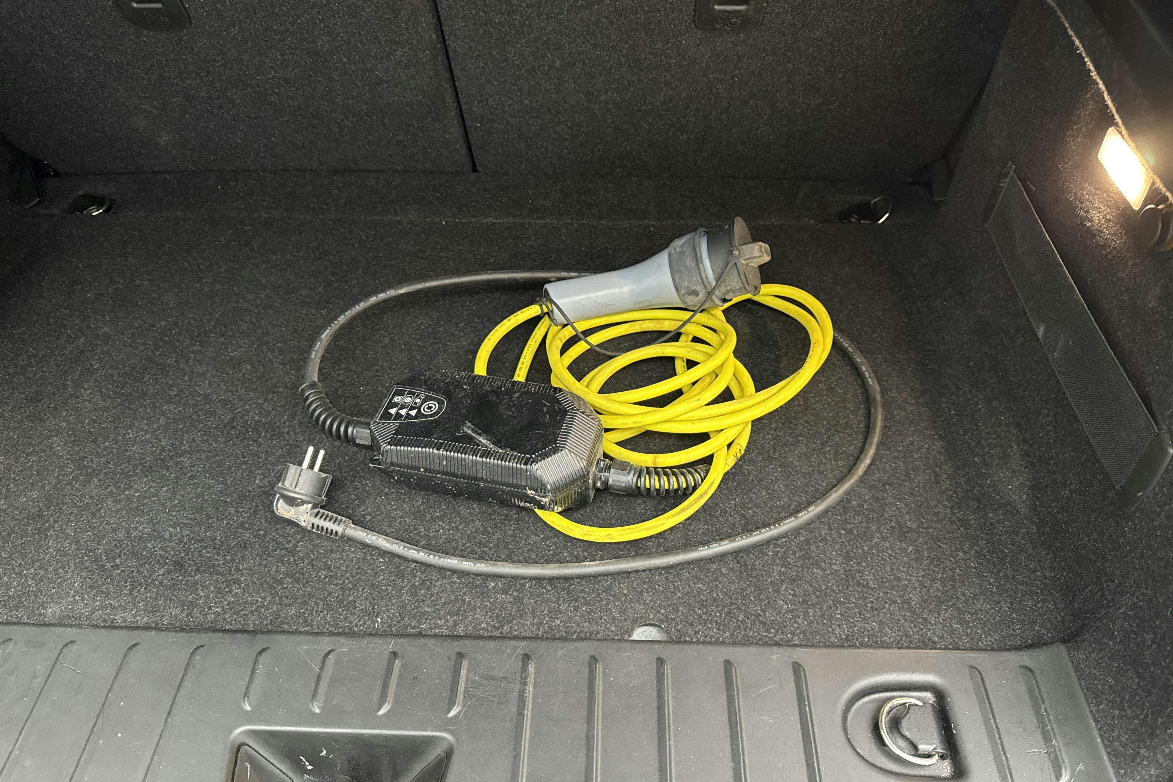 Vehicle Image 17