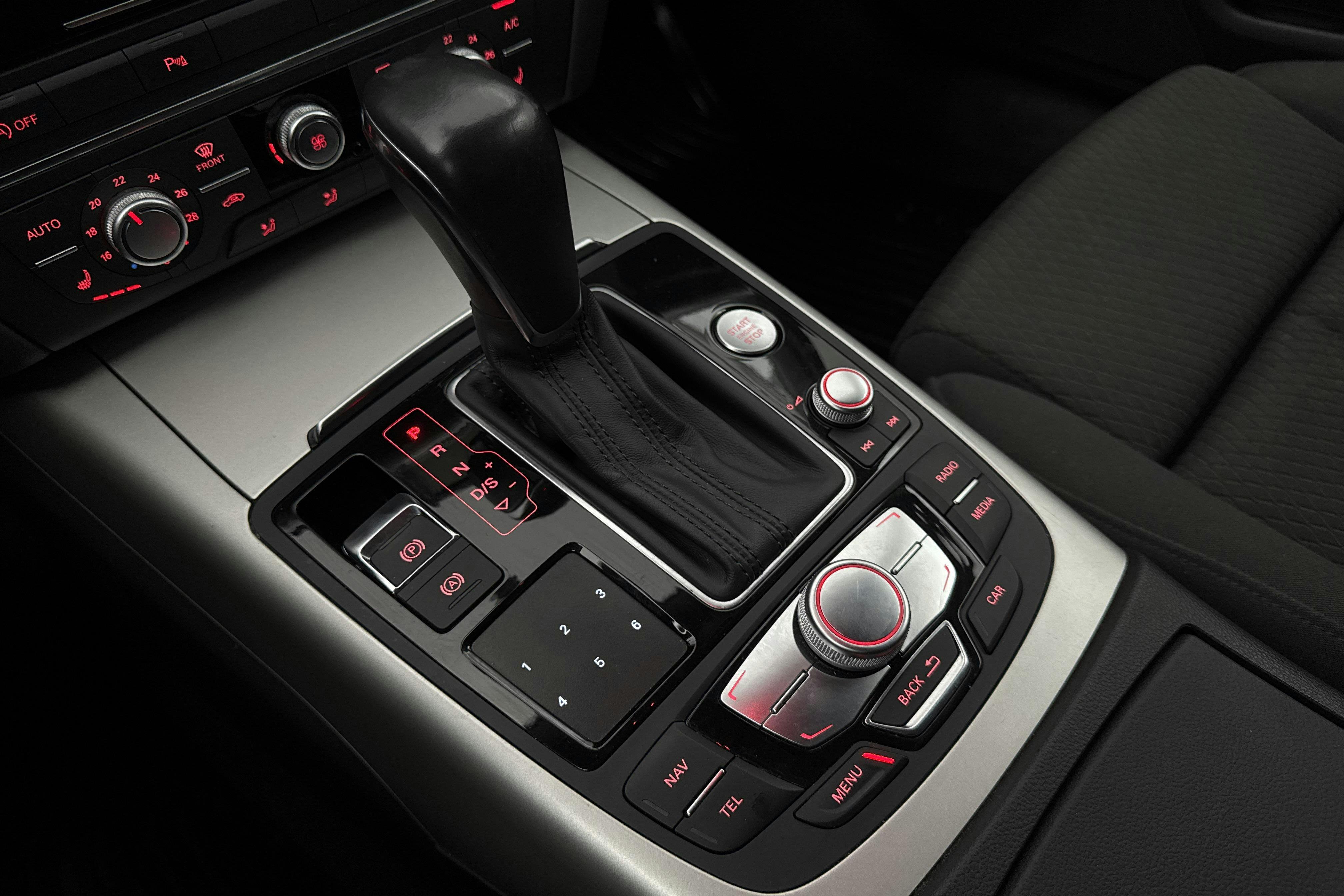 Vehicle Image 15