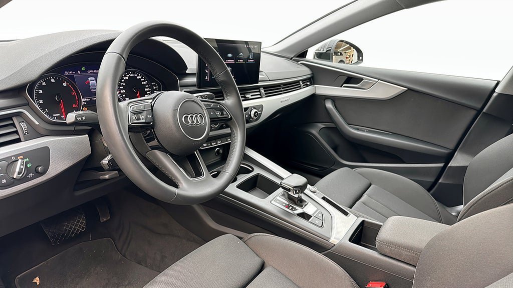 Vehicle Image 7